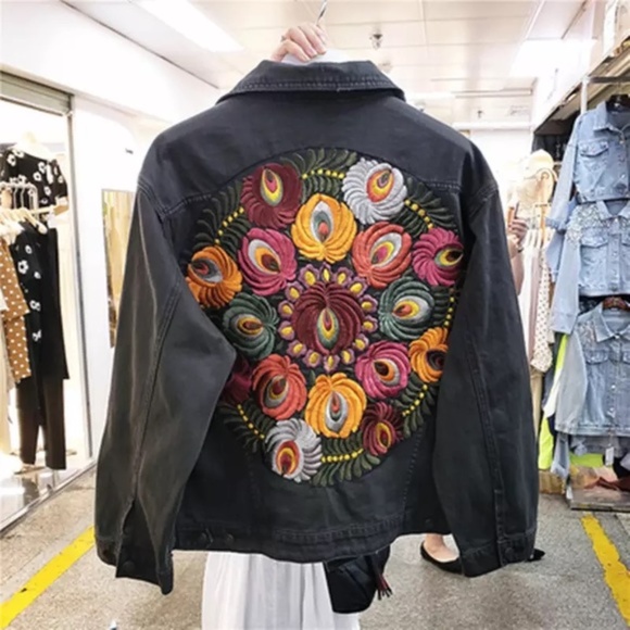 Boho floral Embroidered Distressed denim Jean Jacket - Picture 5 of 6